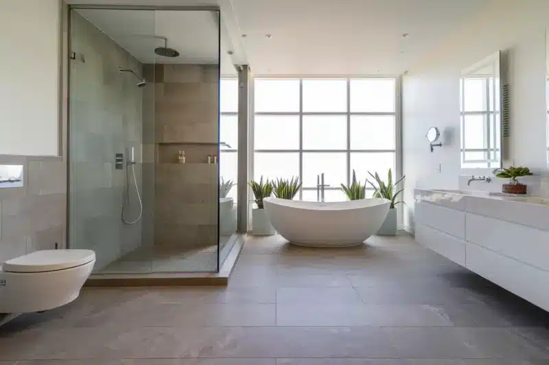 Baderomsfliser – velg riktige fliser til badet med materialer og mønster
